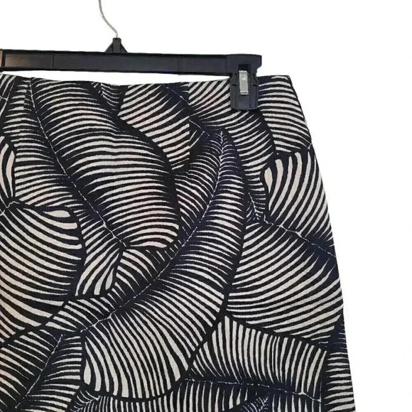 Ann Taylor Women's Navy & Cream Cotton/Spandex Palm Leaf Print Lined Mini Pencil - Picture 4 of 11